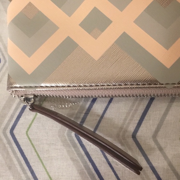 Stella & Dot Cosmetic Bag Makeup Pouch Metallic Grey Pink NWOT - Picture 7 of 11